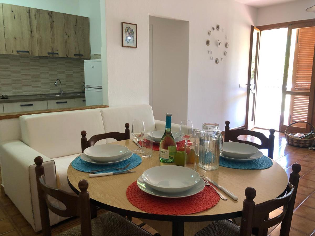 Private Apartment With Garden Cannigione Exterior foto