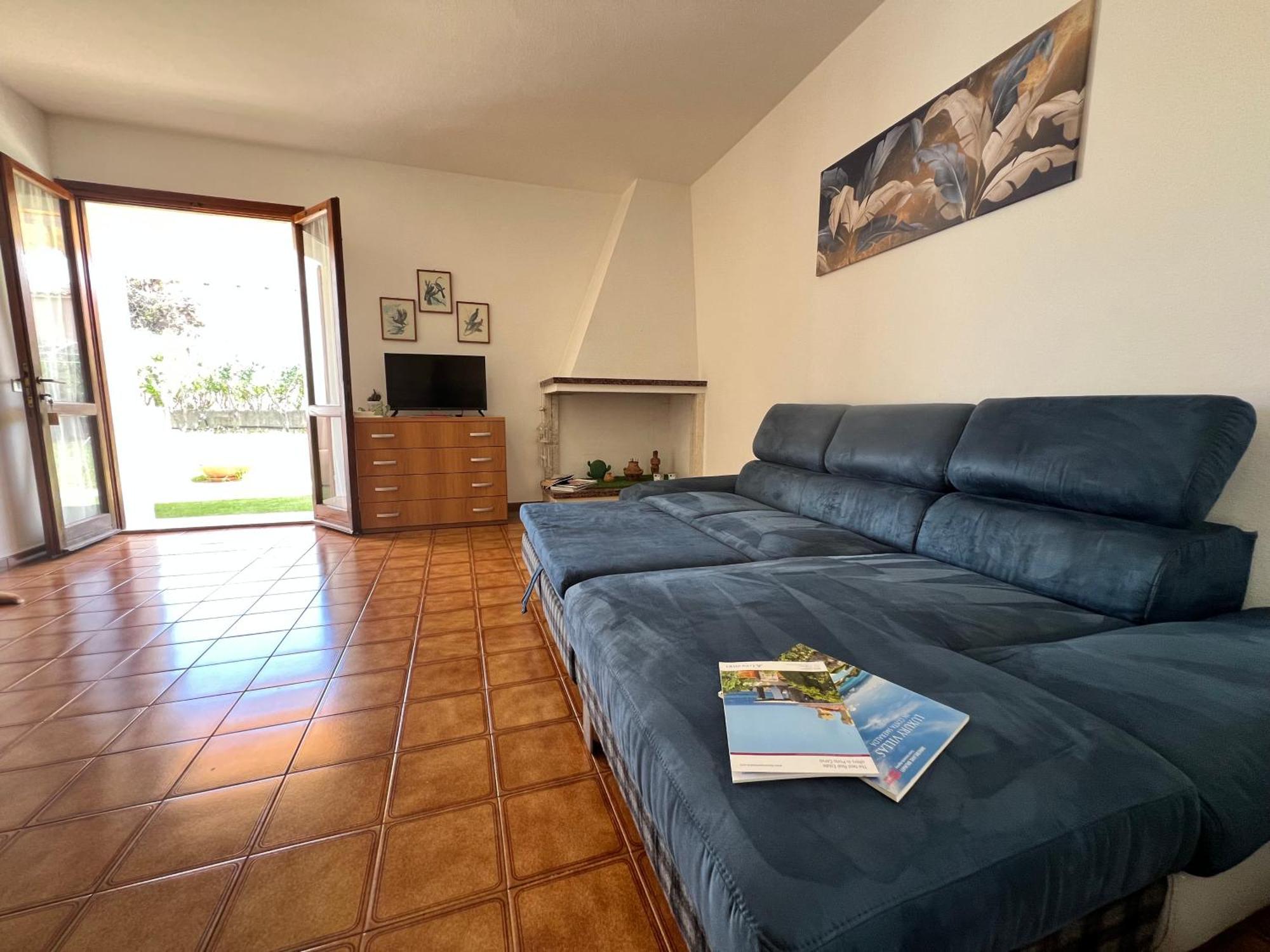 Private Apartment With Garden Cannigione Exterior foto
